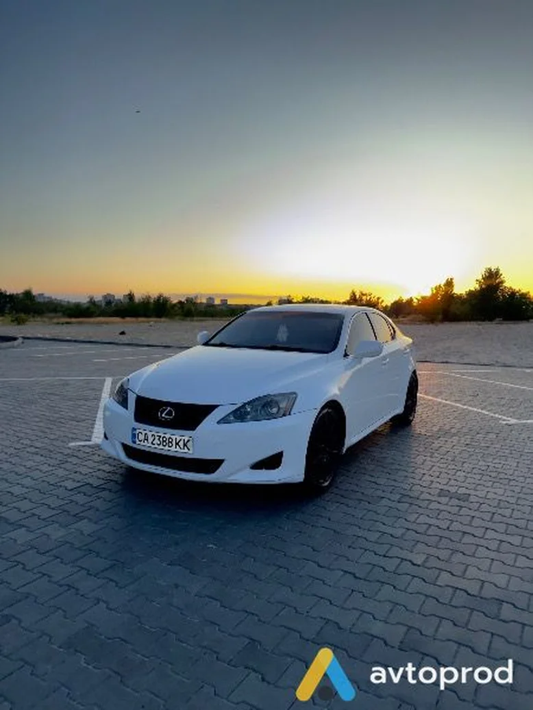 Фото 1 - Lexus IS 2006