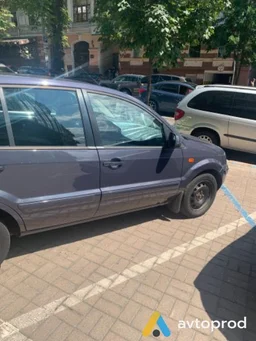 Фото 2 - Ford Fusion 2011