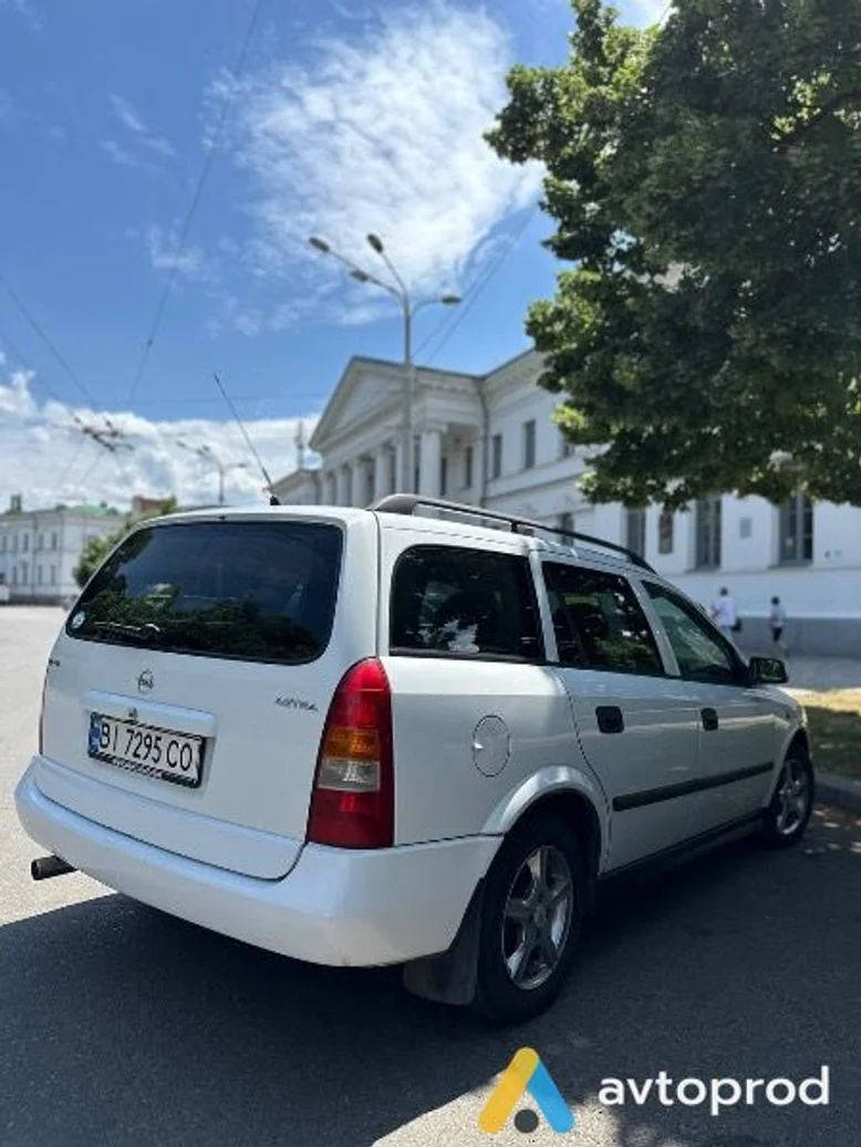 Фото 4 - Opel Astra 2000