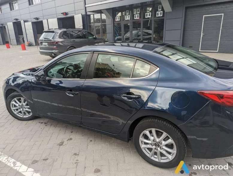 Фото 4 - Mazda 3 2014