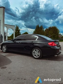 Photo 4 - Infiniti G37 2011