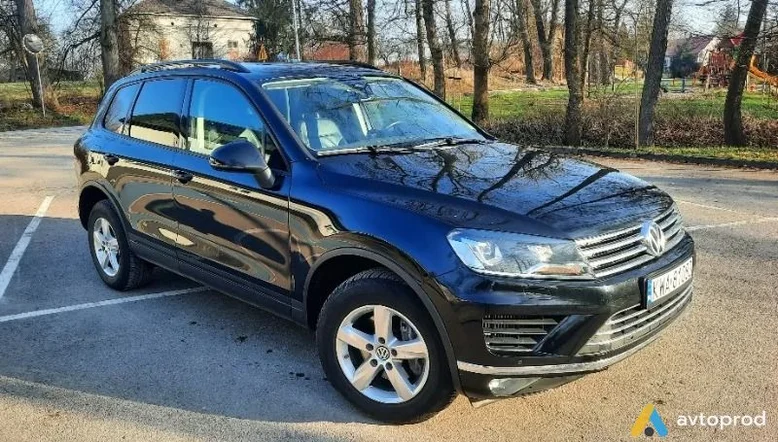 Фото 1 - Volkswagen Touareg 2016