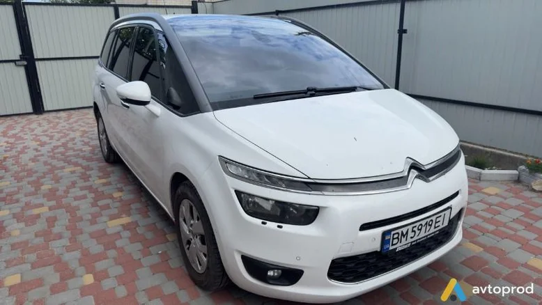 Фото 2 - Citroen C4 2015