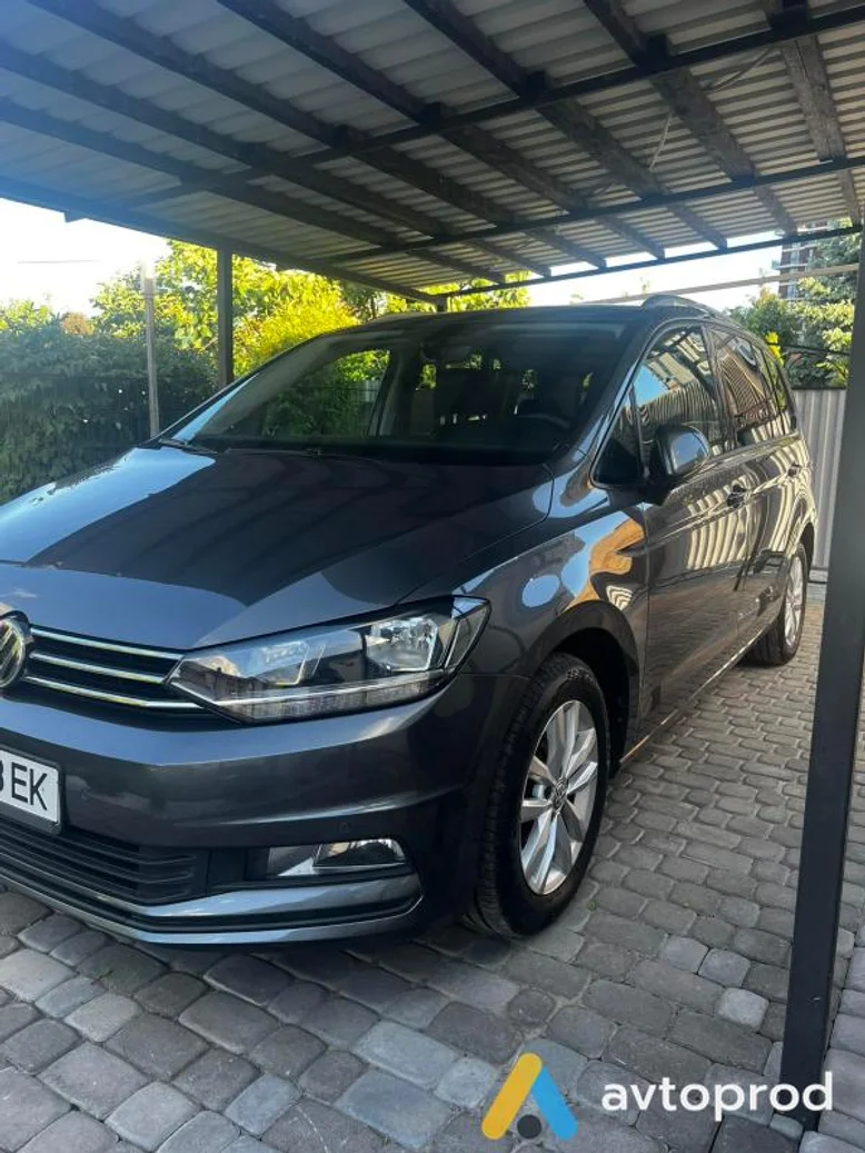 Photo 3 - Volkswagen Touran 2017