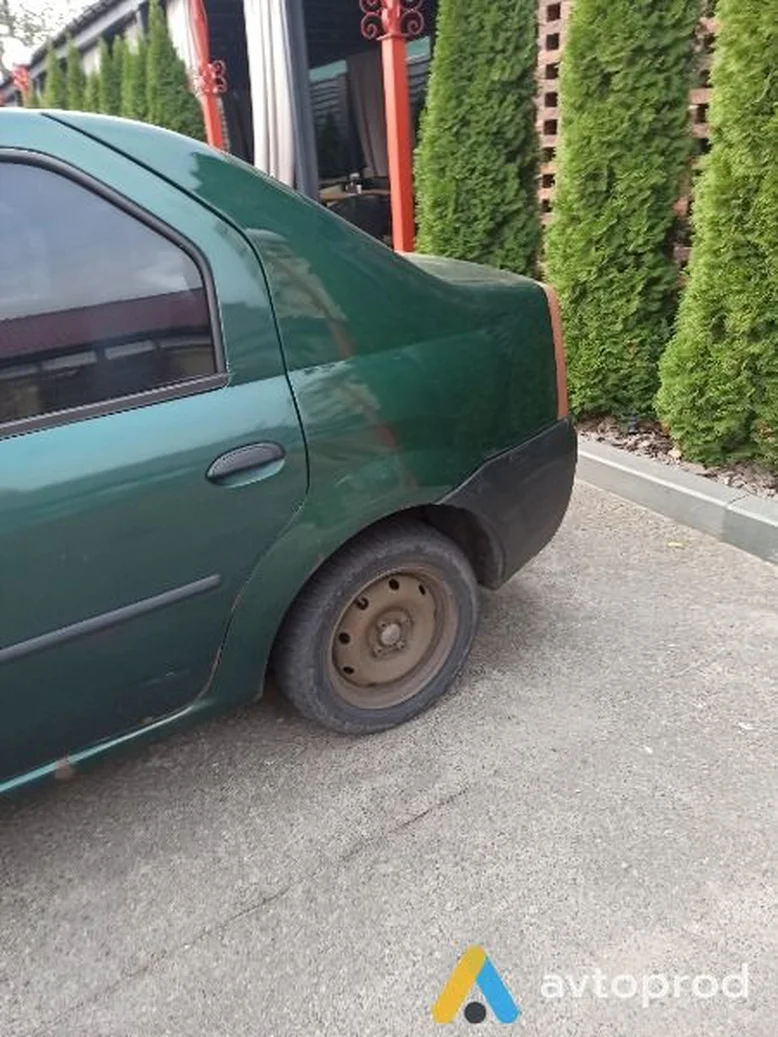 Фото 1 - Dacia Logan 2006