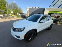Фото 2 - Volkswagen Tiguan 2015