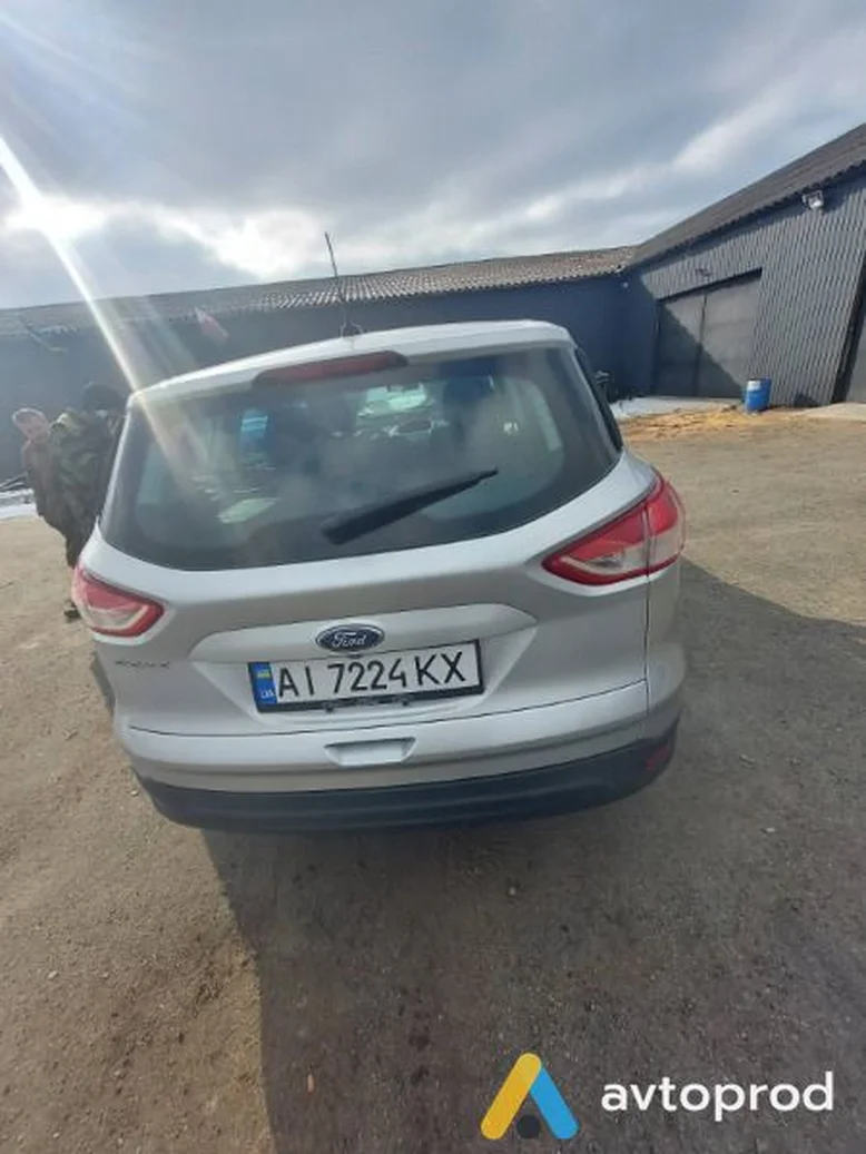 Фото 1 - Ford Escape 2014