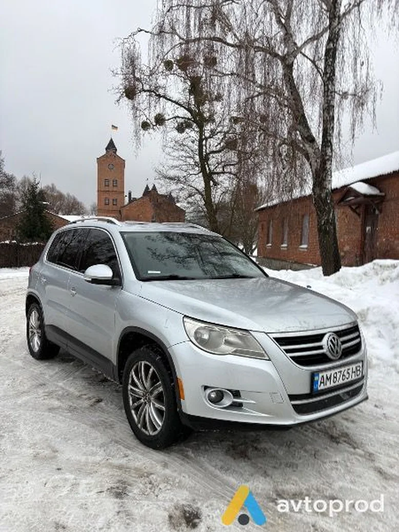 Фото 1 - Volkswagen Tiguan 2010