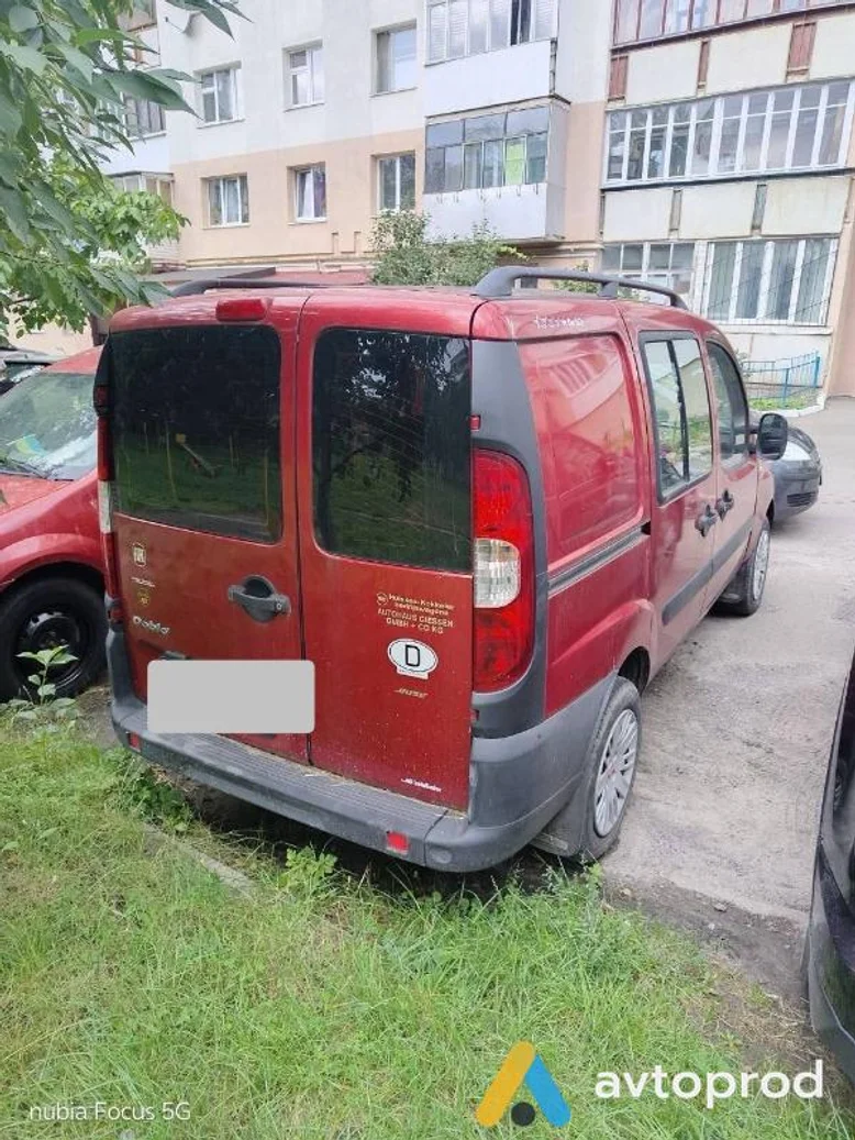 Фото 3 - Fiat Doblo 2010
