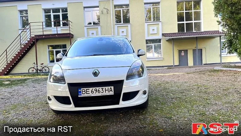 Фото 2 - Renault Scenic 2010