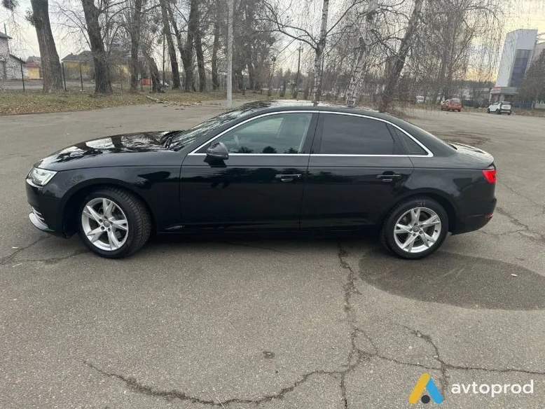 Фото 4 - Audi A4 2016