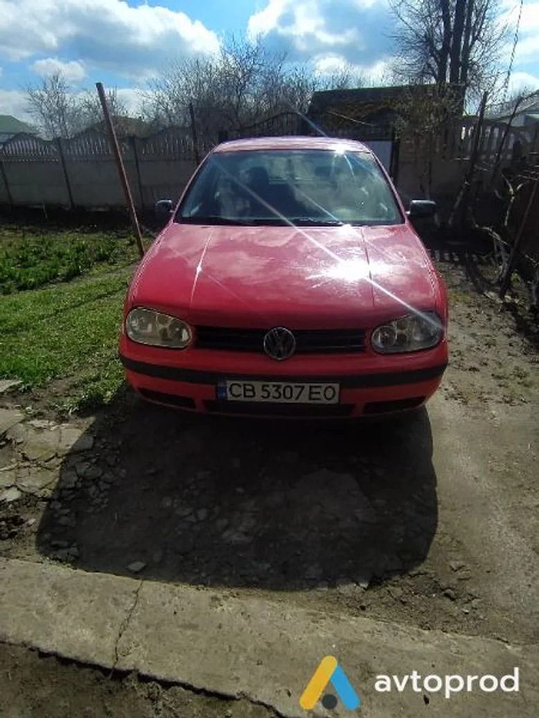 Фото 1 - Volkswagen Golf 1998