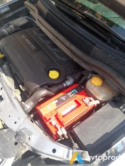 Photo 2 - Opel Zafira 2010