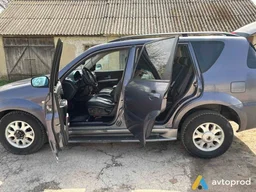 Photo 4 - SsangYong Rexton 2006