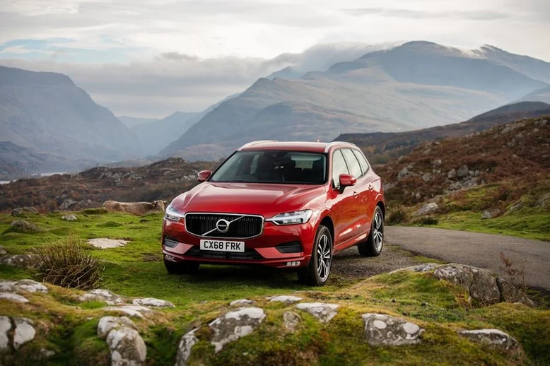 Volvo XC60 2026: шведи оновили свій бестселер — і не схибили