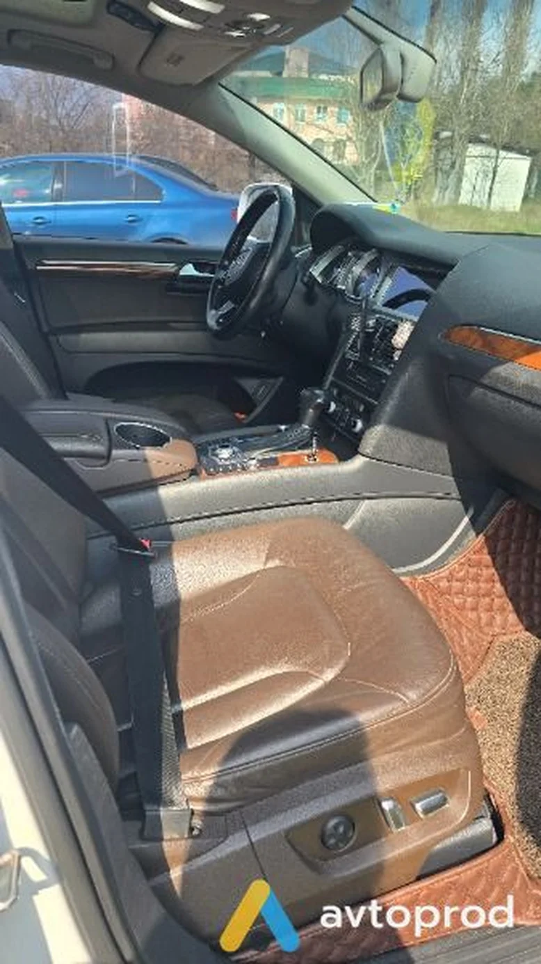 Фото 4 - Audi Q7 2015