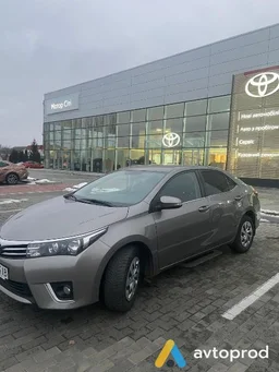 Photo 2 - Toyota Corolla 2014