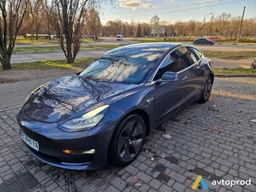Photo 4 - Tesla Model 3 2020