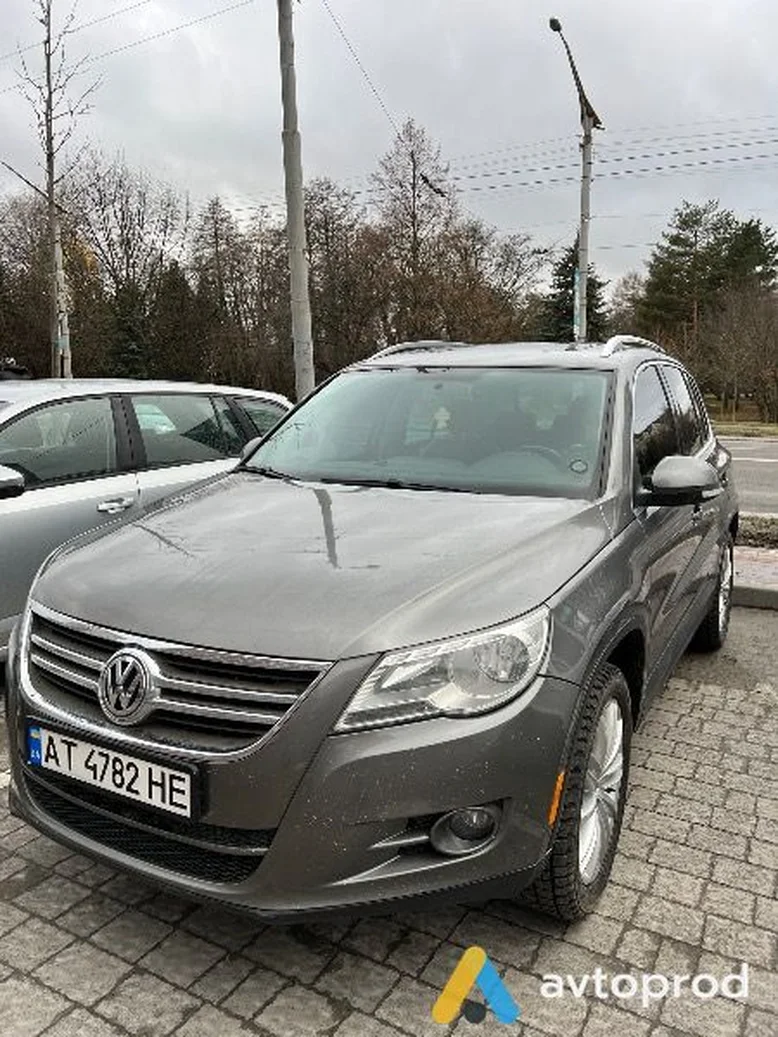 Фото 2 - Volkswagen Tiguan 2010
