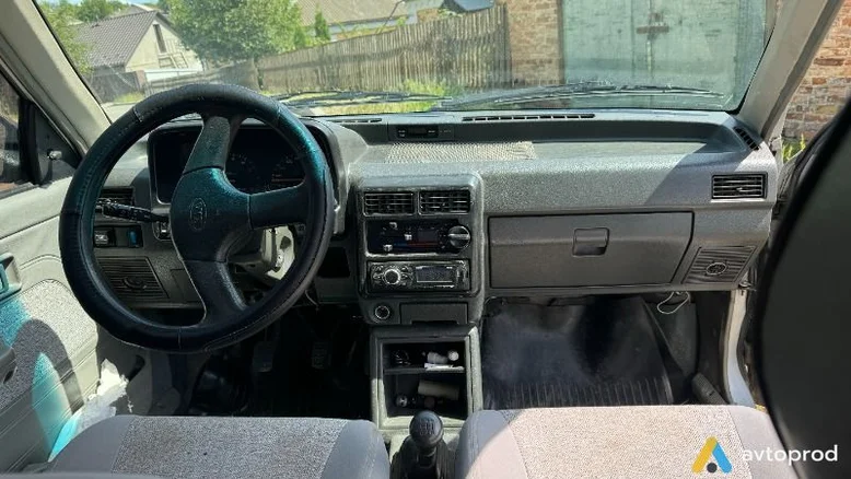 Фото 2 - Kia Pride 2000