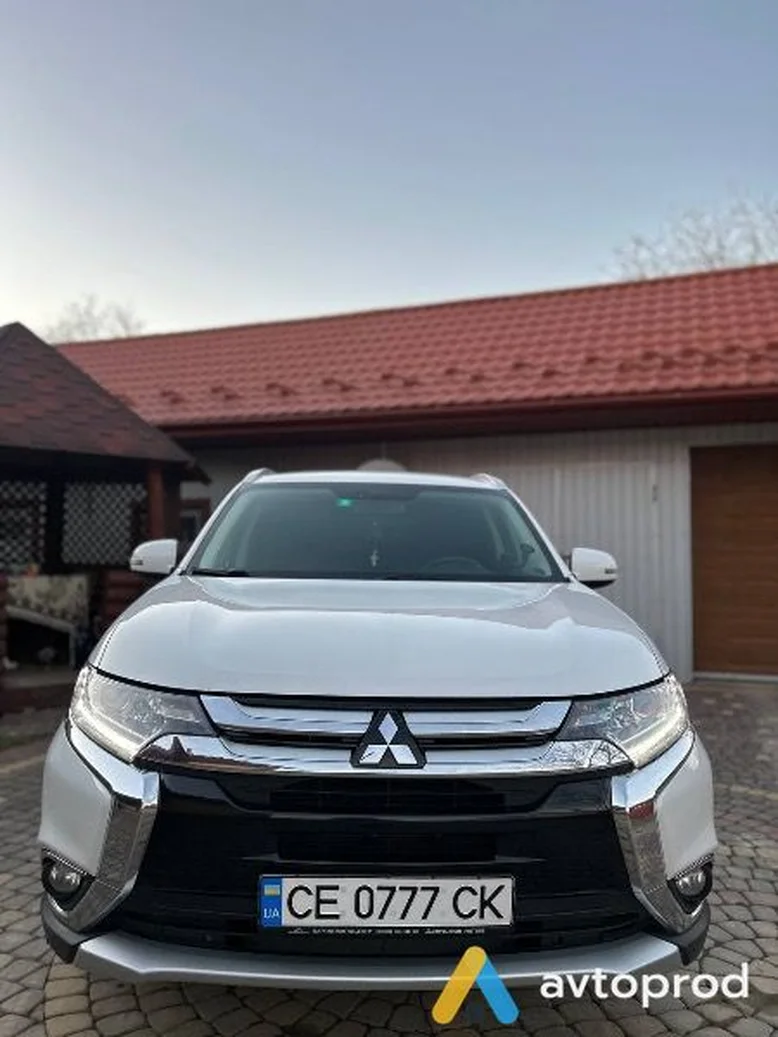 Фото 3 - Mitsubishi Outlander 2018