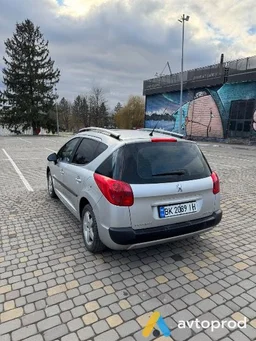 Фото 3 - Peugeot 207 2010