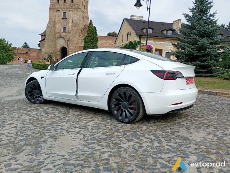Фото 2 - Tesla Model 3 2020