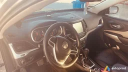 Photo 3 - Jeep Cherokee 2017