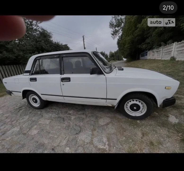 Фото 2 - VAZ 2105 1992