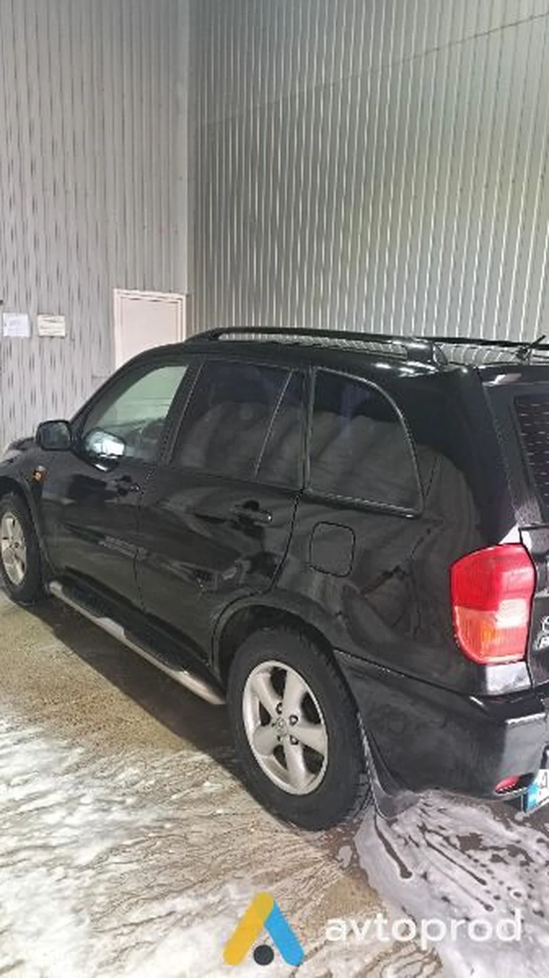 Фото 4 - Toyota RAV 4 2001