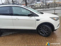 Photo 4 - Ford Escape 2016