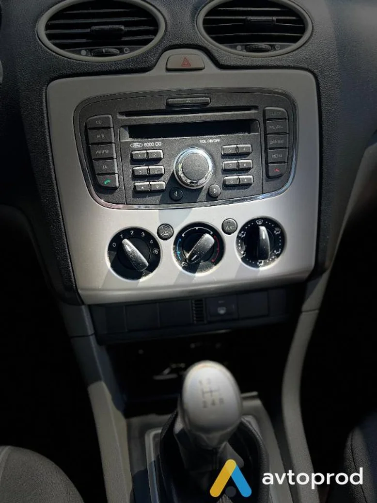 Photo 4 - Ford Focus 2011