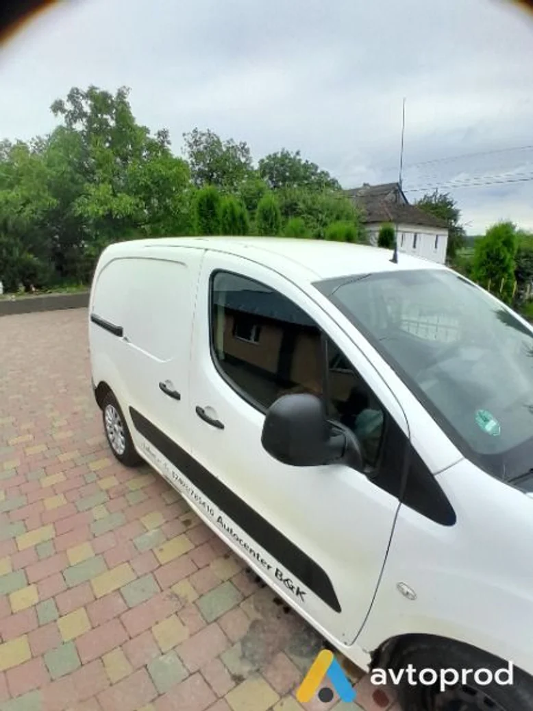 Фото 1 - Citroen Berlingo 2011