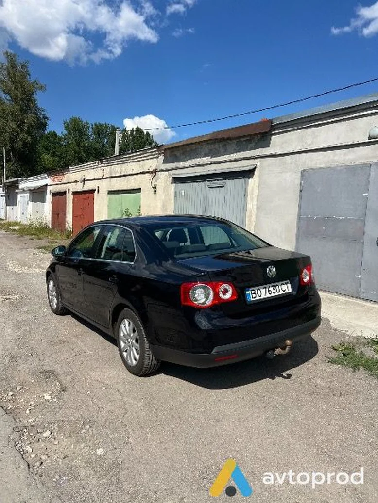 Фото 4 - Volkswagen Jetta 2008