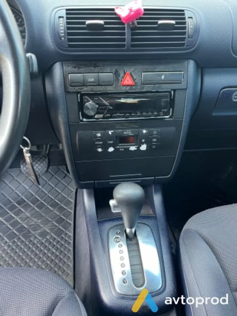Фото 3 - Audi A3 2001