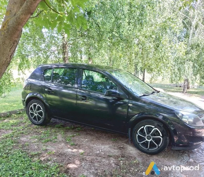 Фото 1 - Opel Astra 2012