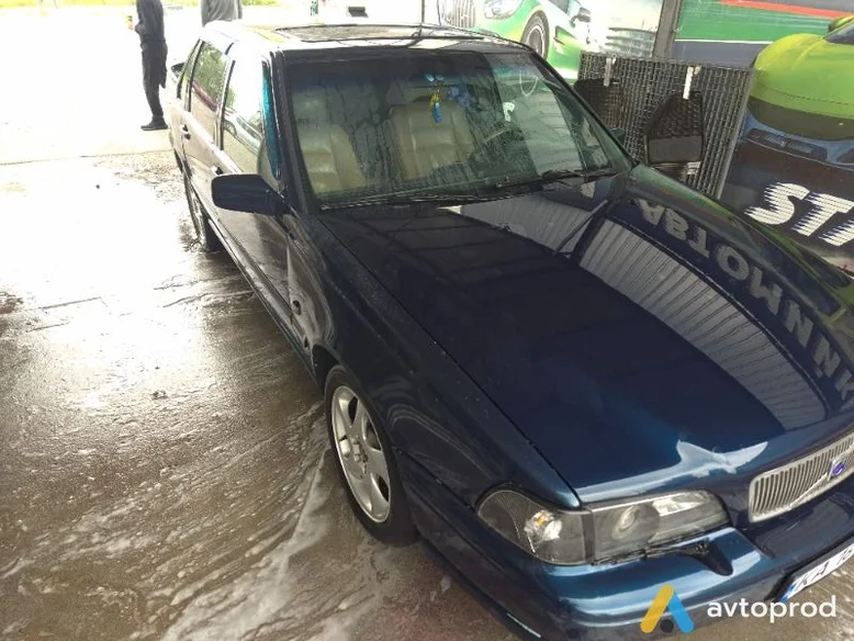 Фото 1 - Volvo S70 1998