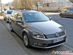 Photo 2 - Volkswagen Passat 2010