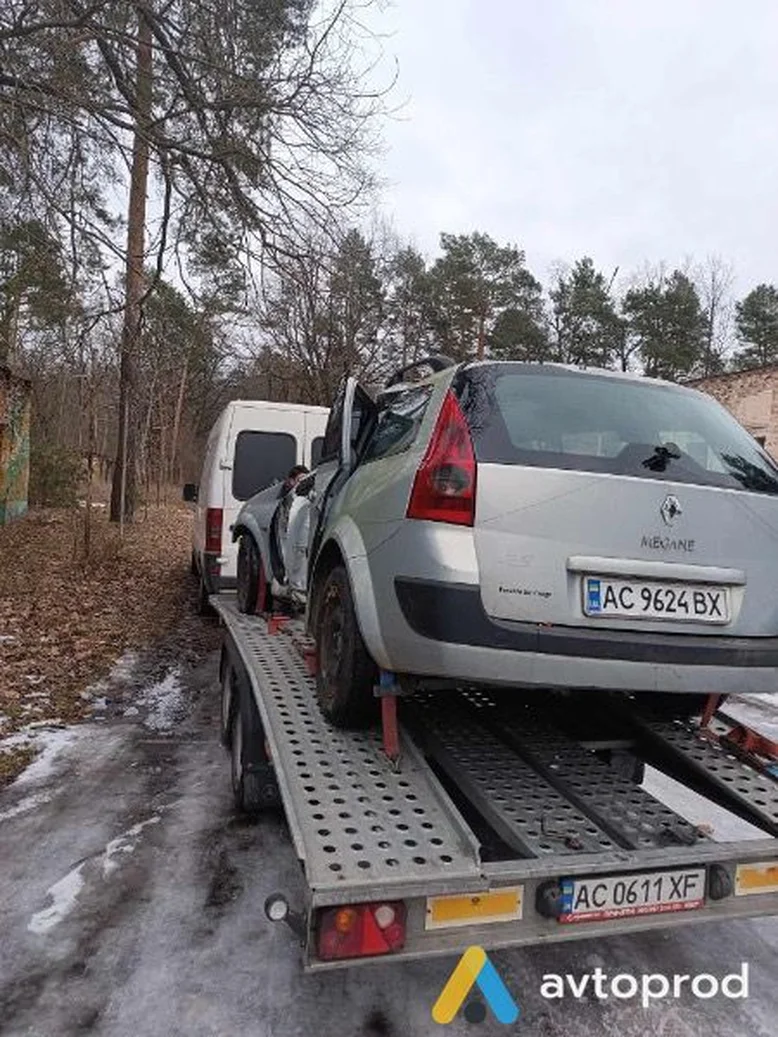 Фото 3 - Renault Megane 2008