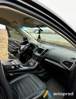 Photo 4 - Ford Edge  2018