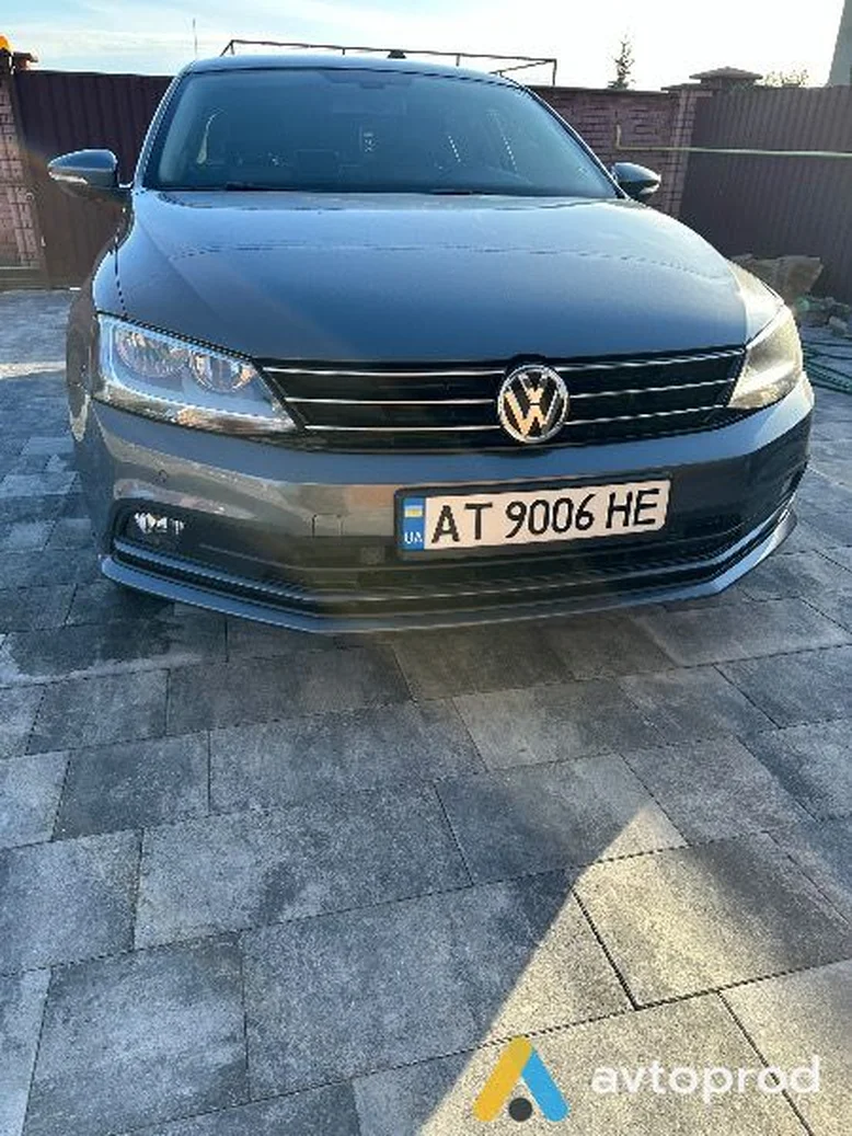 Фото 1 - Volkswagen Jetta 2016