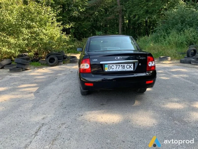 Фото 4 - VAZ Priora 2010