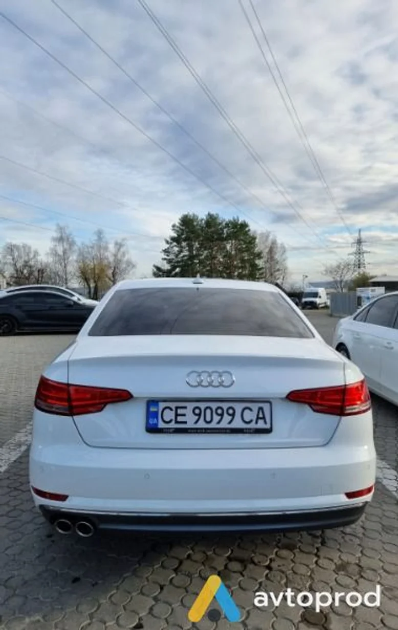 Фото 2 - Audi A4 2016
