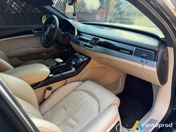 Photo 3 - Audi A8 2014