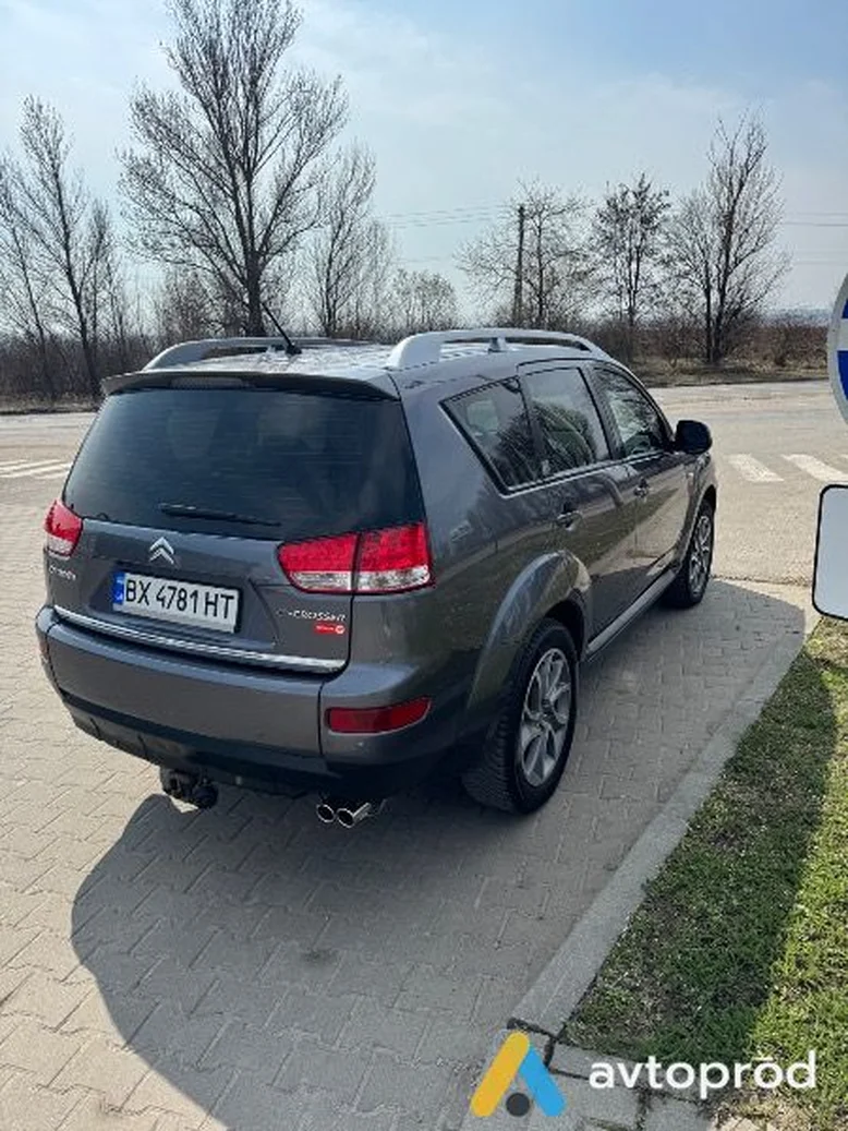 Фото 2 - Citroen C-Crosser 2009