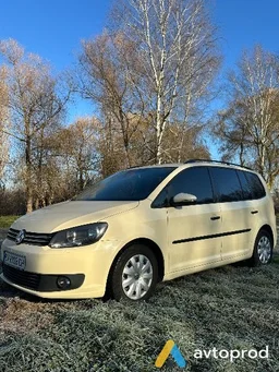Photo 2 - Volkswagen Touran 2013