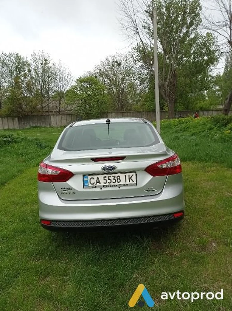 Фото 4 - Ford Focus 2014
