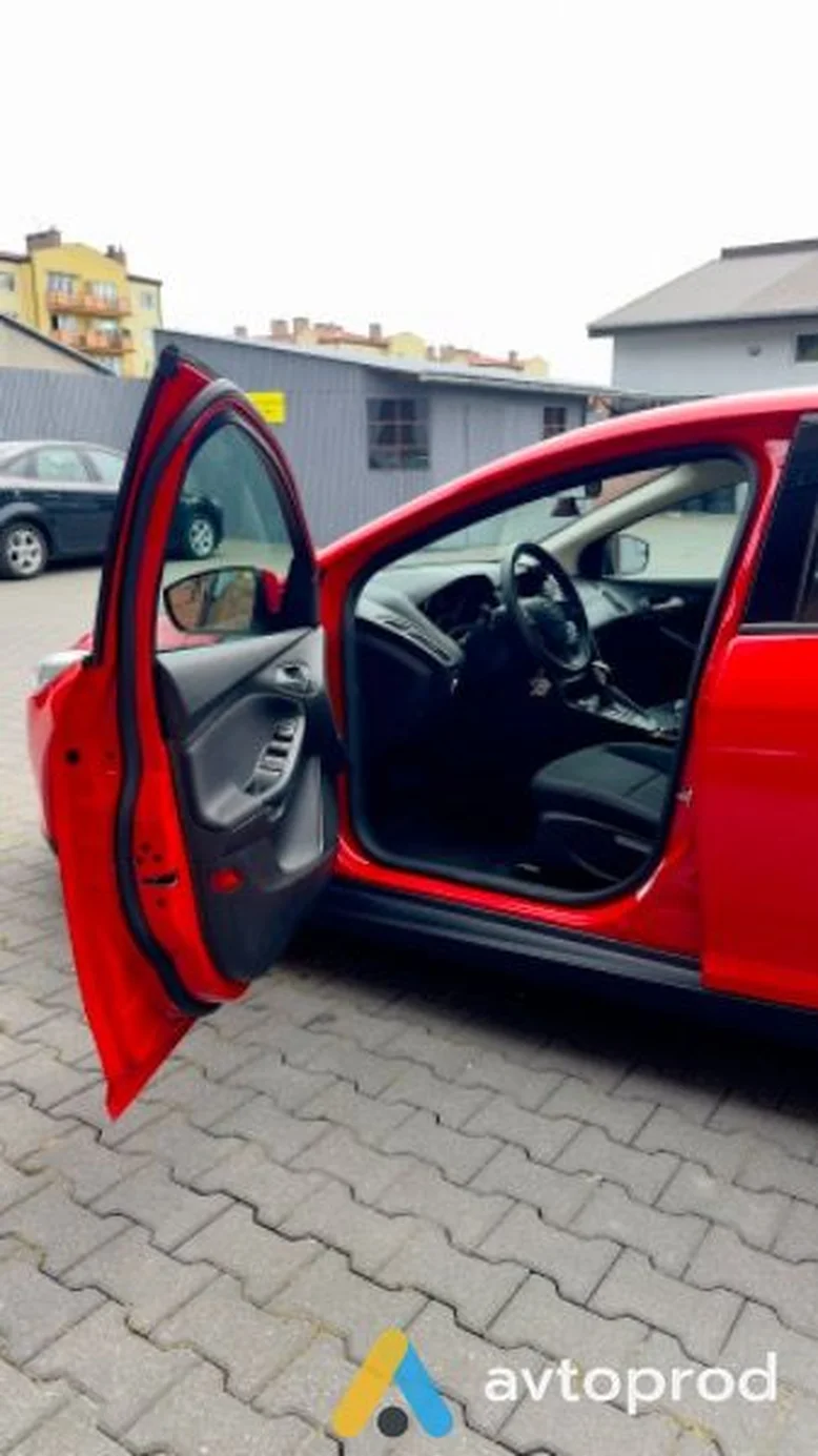 Фото 3 - Ford Focus 2016