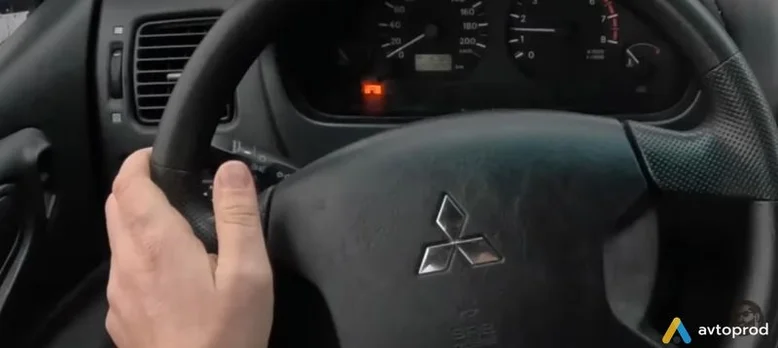 Фото 1 - Mitsubishi Space Star 2004