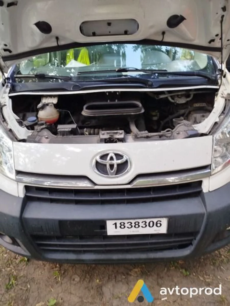 Фото 2 - Toyota Proace 2015